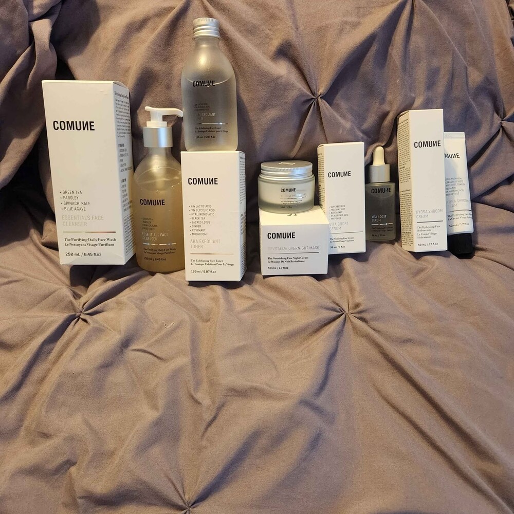 COMUNE Skincare Set - Cleanser, Toner, Mask, Serum, and Cream